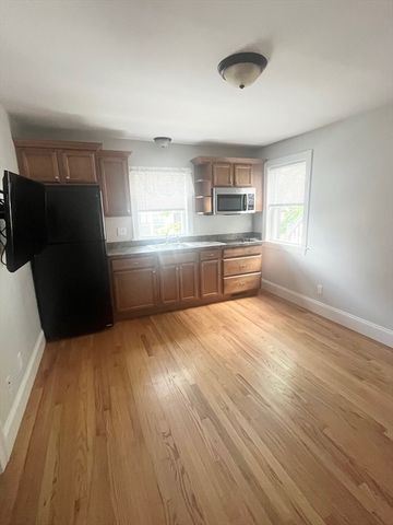 164 Ash Street 2, Waltham, MA 02453