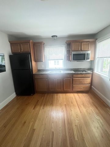 164 Ash Street 2, Waltham, MA 02453