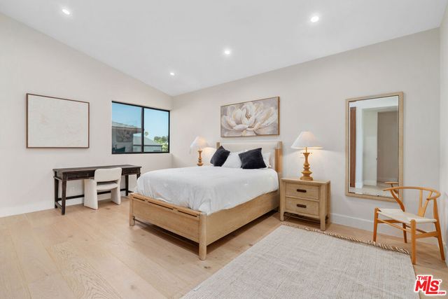 616 7th, Venice, CA 90291