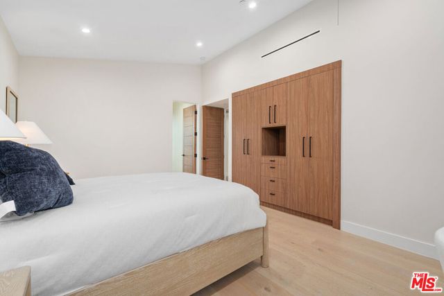 616 7th, Venice, CA 90291