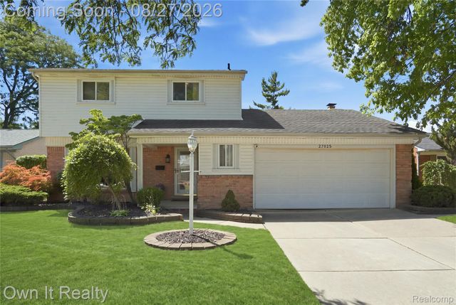 27025 Havelock Drive, Dearborn Heights, MI 48127