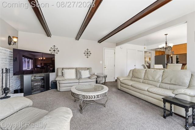 27025 Havelock Drive, Dearborn Heights, MI 48127