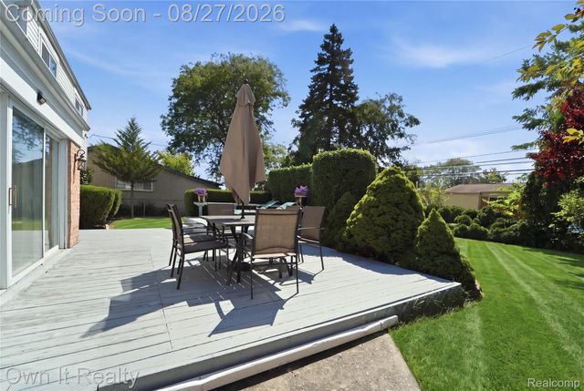 27025 Havelock Drive, Dearborn Heights, MI 48127