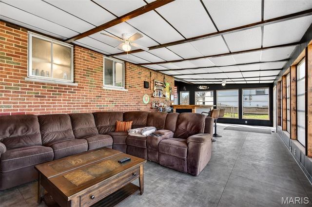 655 Loyola Drive, Florissant, MO 63031