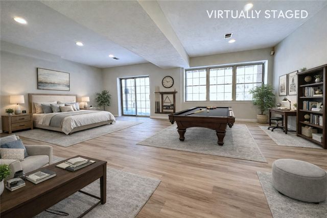 815 Village Dr, Mccandless, PA 15237