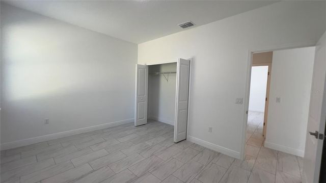 5027 SW 165TH STREET ROAD, Ocala, FL 34473