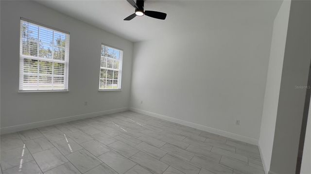 5027 SW 165TH STREET ROAD, Ocala, FL 34473