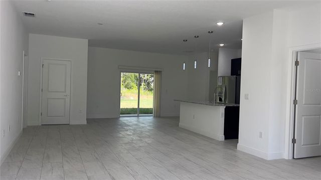 5027 SW 165TH STREET ROAD, Ocala, FL 34473