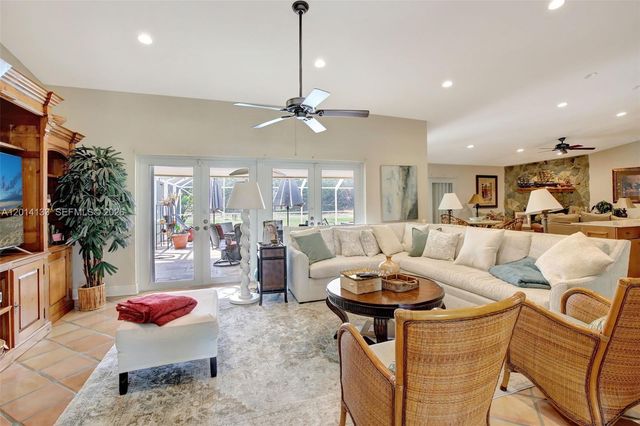 5320 SW 21st Ct, Plantation, FL 33317
