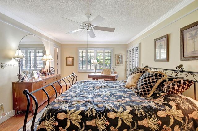 5320 SW 21st Ct, Plantation, FL 33317