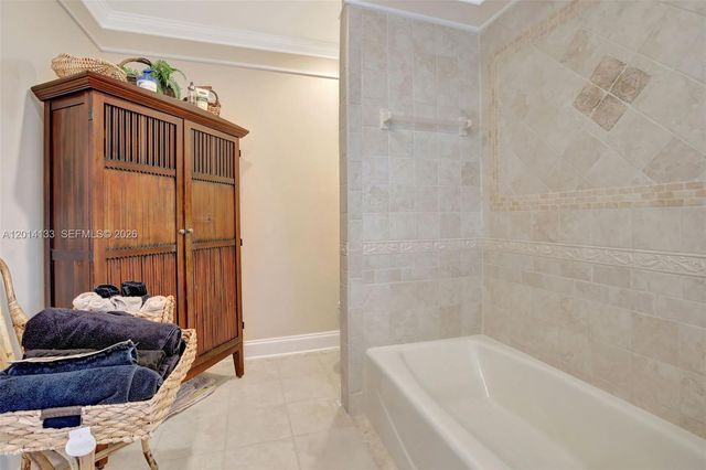 5320 SW 21st Ct, Plantation, FL 33317