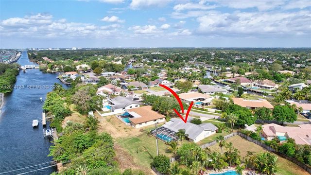 5320 SW 21st Ct, Plantation, FL 33317