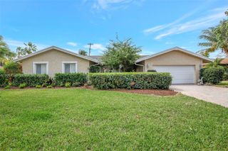 5320 SW 21st Ct, Plantation, FL 33317