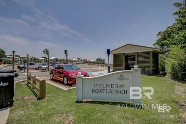 4 Yacht Club Drive 22, Daphne, AL 36526