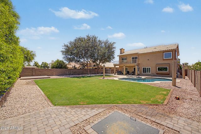 285 S RED ROCK Street, Gilbert, AZ 85296