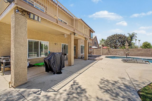 285 S RED ROCK Street, Gilbert, AZ 85296