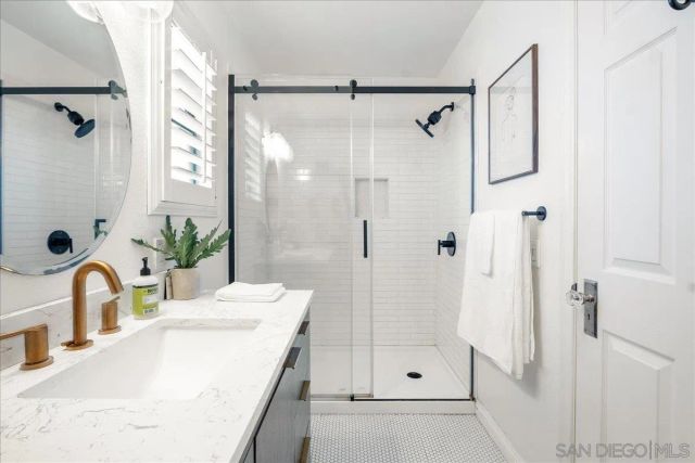 2828 Famosa Blvd 305, San Diego, CA 92107