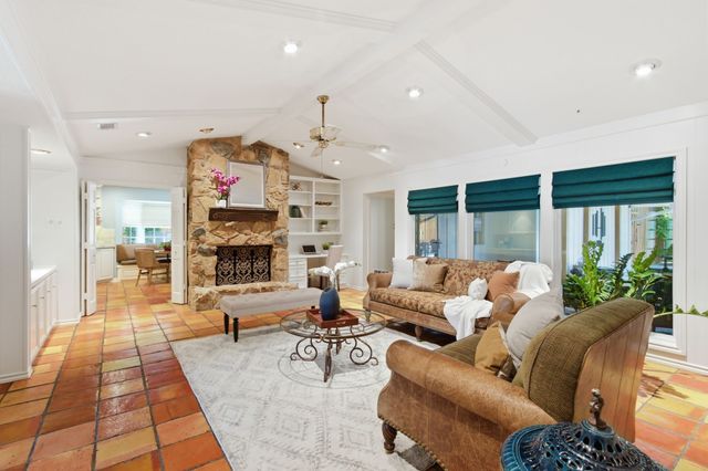 209 Fall Creek Drive, Richardson, TX 75080