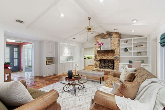 209 Fall Creek Drive, Richardson, TX 75080