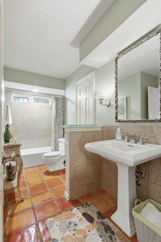209 Fall Creek Drive, Richardson, TX 75080