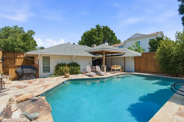 209 Fall Creek Drive, Richardson, TX 75080