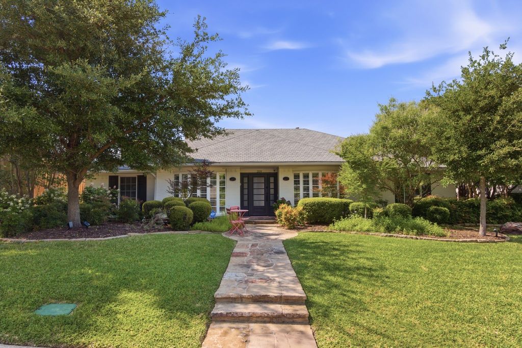 209 Fall Creek Drive, Richardson, TX 75080