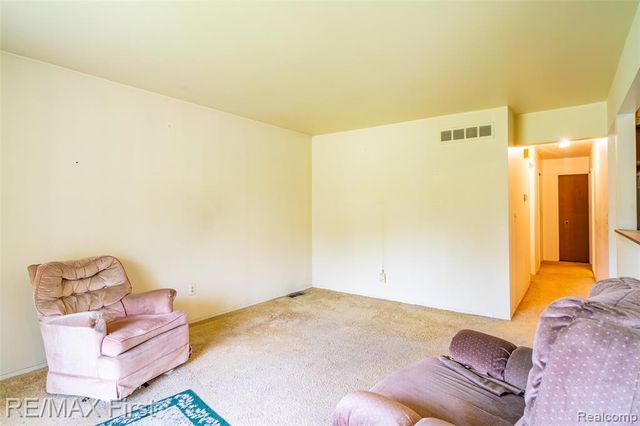 2861 Franklin Park Drive, Sterling Heights, MI 48310