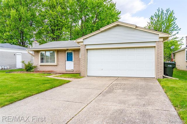 2861 Franklin Park Drive, Sterling Heights, MI 48310