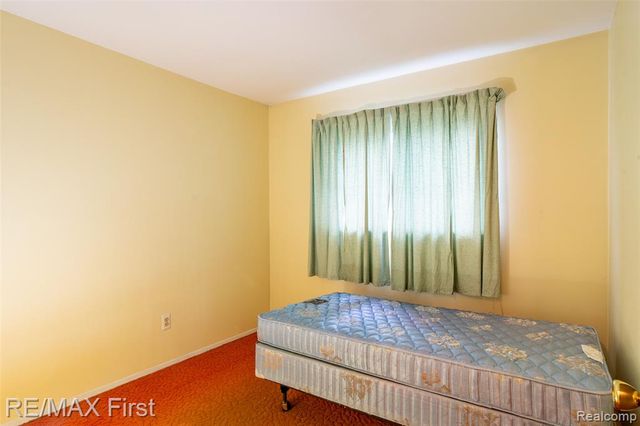 2861 Franklin Park Drive, Sterling Heights, MI 48310