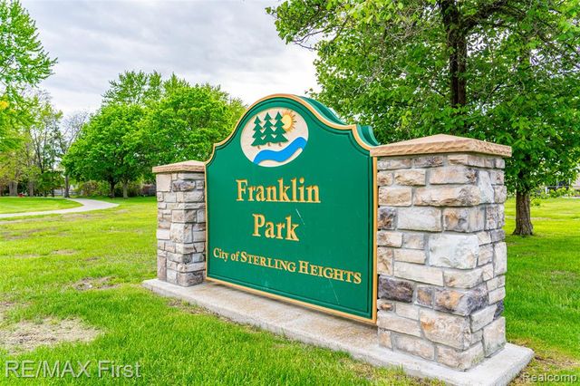 2861 Franklin Park Drive, Sterling Heights, MI 48310
