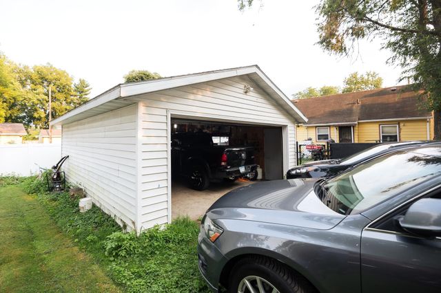 103 13th Street NW, Rochester, MN 55901