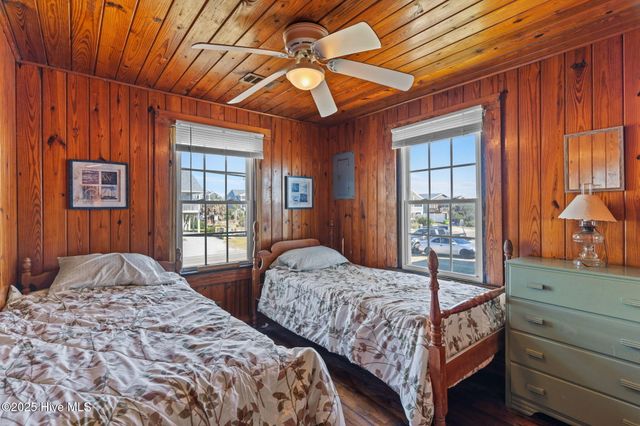 2011 W Beach Drive, Oak Island, NC 28465