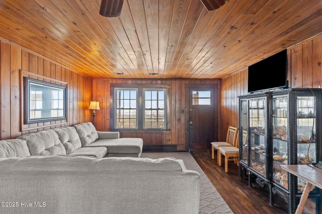 2011 W Beach Drive, Oak Island, NC 28465