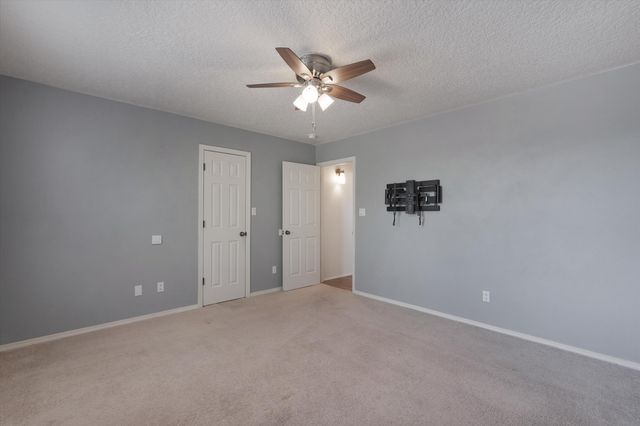 4119 Arapahoe Avenue NW, Albuquerque, NM 87114