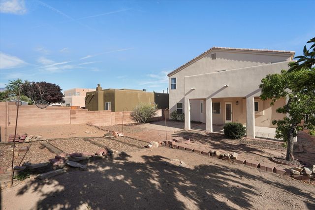 4119 Arapahoe Avenue NW, Albuquerque, NM 87114
