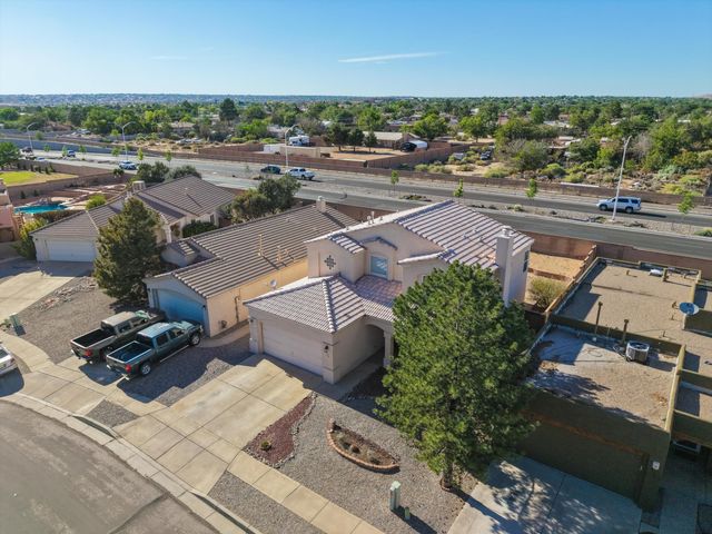 4119 Arapahoe Avenue NW, Albuquerque, NM 87114