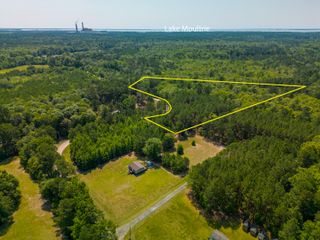 1 Murphy Bay Drive, Cross, SC 29436