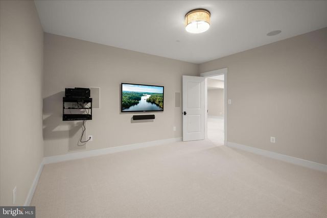 8204 CARAWAY ST, Cabin John, MD 20818