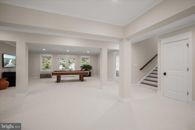 8204 CARAWAY ST, Cabin John, MD 20818