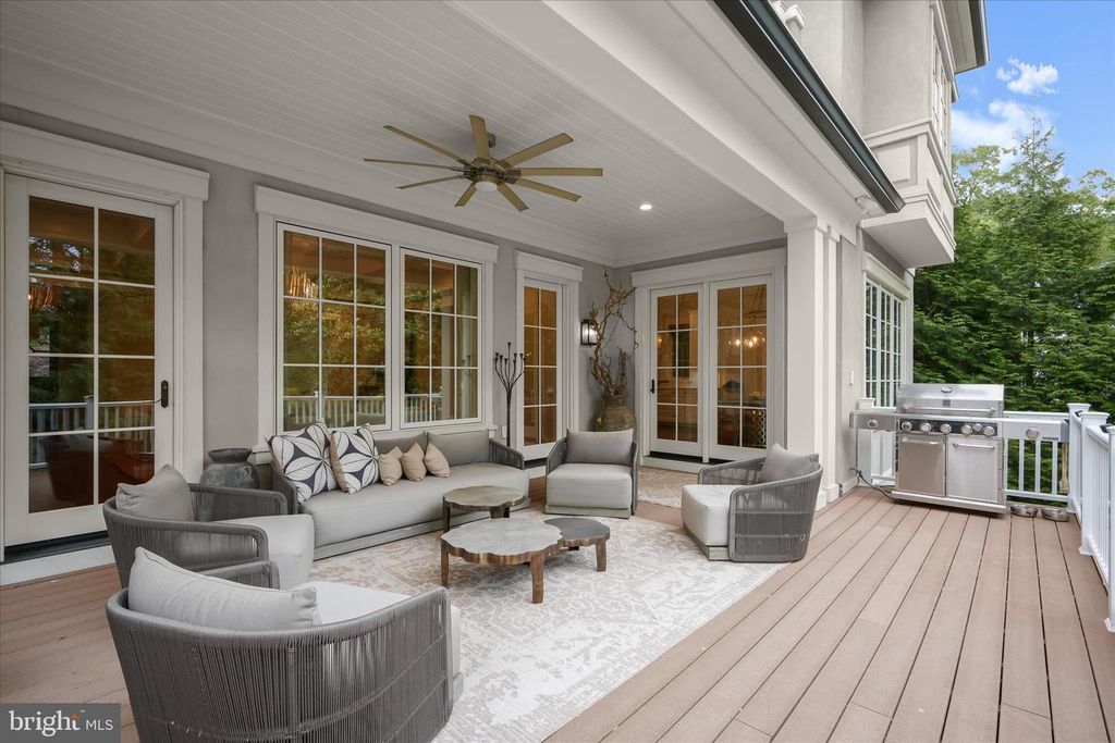 Image 25 of property listing at 8204 CARAWAY ST, Cabin John, MD 20818