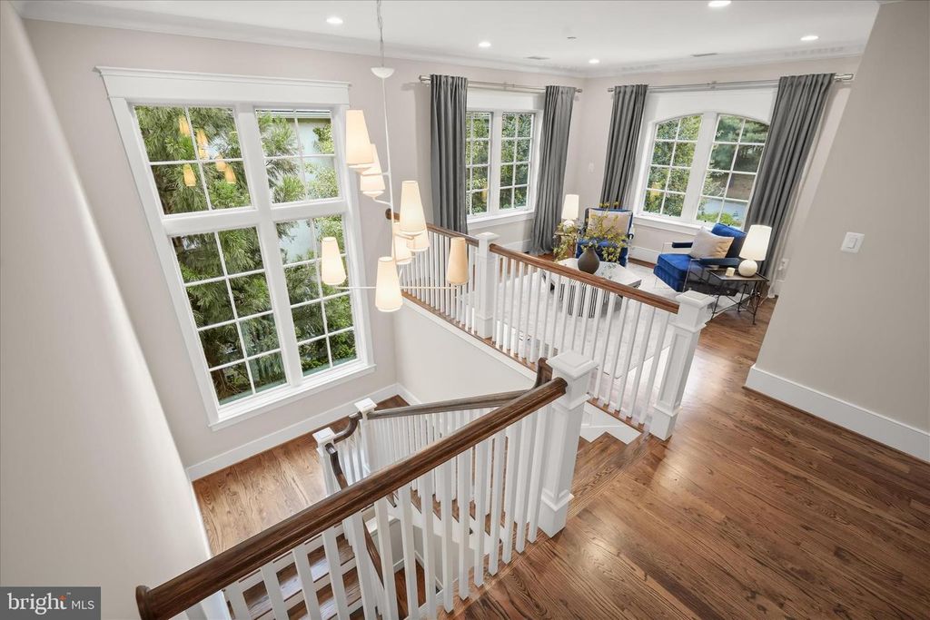 Image 34 of property listing at 8204 CARAWAY ST, Cabin John, MD 20818