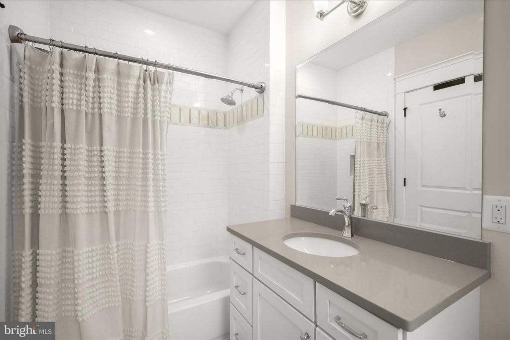 Image 51 of property listing at 8204 CARAWAY ST, Cabin John, MD 20818