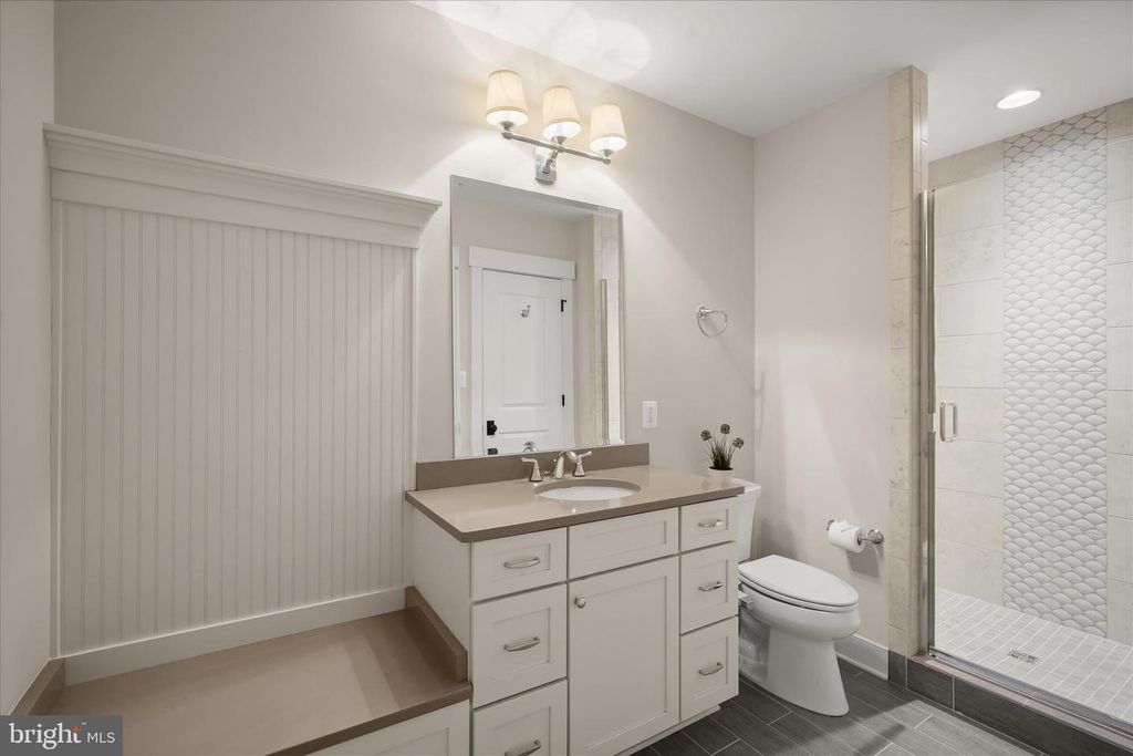 Image 66 of property listing at 8204 CARAWAY ST, Cabin John, MD 20818