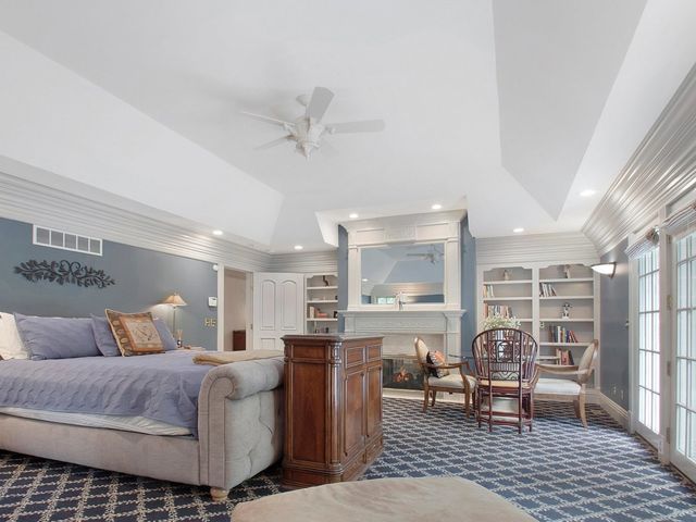 1850 N Mulford Road, Rockford, IL 61107