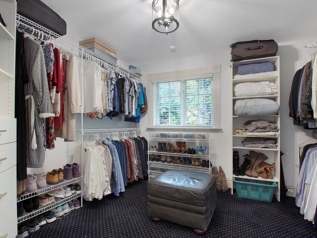 1850 N Mulford Road, Rockford, IL 61107