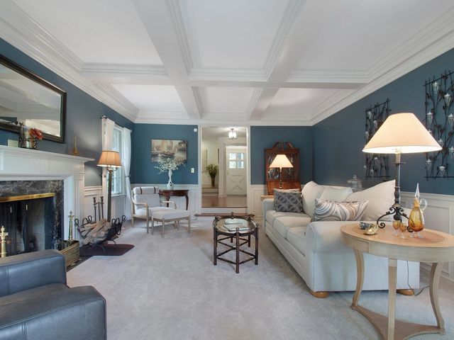 1850 N Mulford Road, Rockford, IL 61107