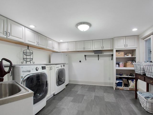 1850 N Mulford Road, Rockford, IL 61107