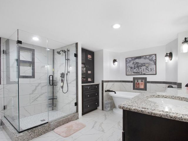 1850 N Mulford Road, Rockford, IL 61107