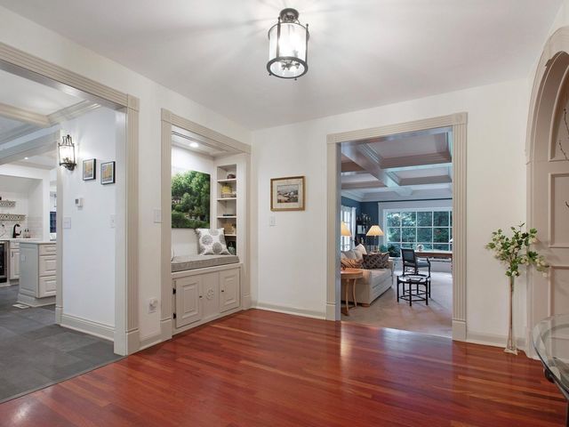 1850 N Mulford Road, Rockford, IL 61107