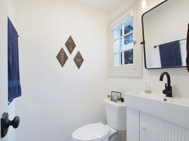 1850 N Mulford Road, Rockford, IL 61107